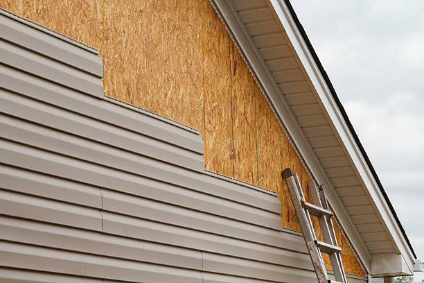24/7 Emergency Emergency Siding Repair experts in Chesterfield, IN